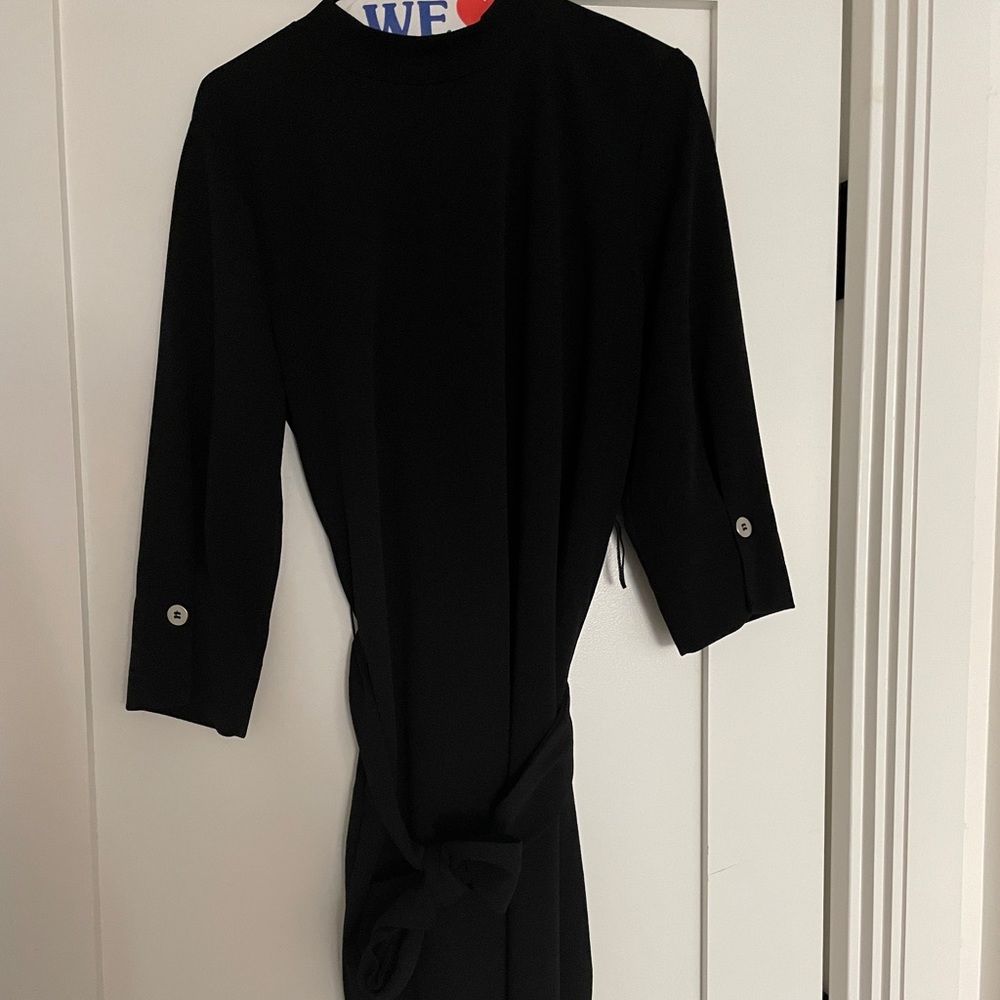 Dress - Picture 3 of 4